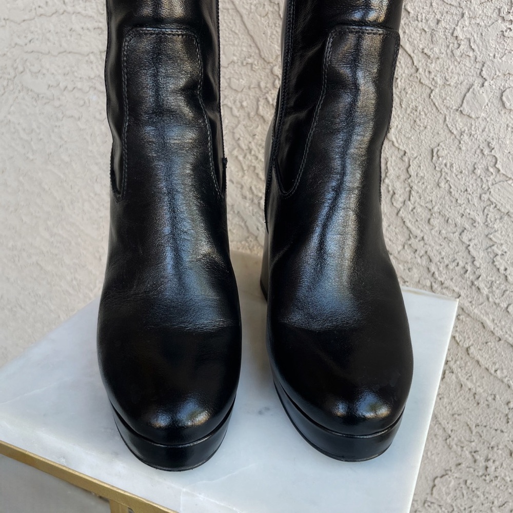 Sezane Black Ankle Boots with Chunky Heel - Picture 8 of 16
